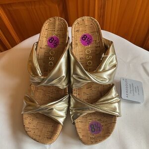 AEROSOLES Women's  Gold Wedge Sandals Size 8.5 NWT